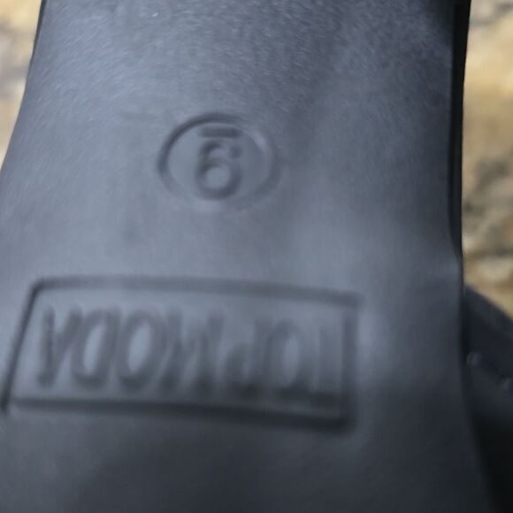 BRAND NEW TOP MODA POINTED TOE JEWEL STUDDED ANKLE STRAP CLOSURE SANDAL - Picture 15 of 16